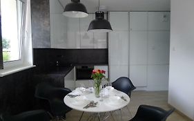 Impresja 42 Apartament Z Garazem
